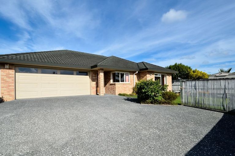 Photo of property in 30a Highfields Terrace, Henderson, Auckland, 0612