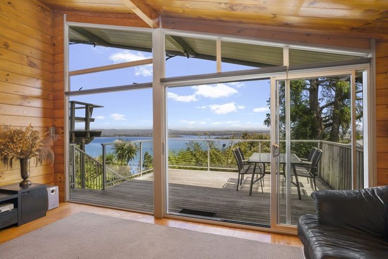 Photo of property in 21 Teal Crescent, Beach Haven, Auckland, 0626