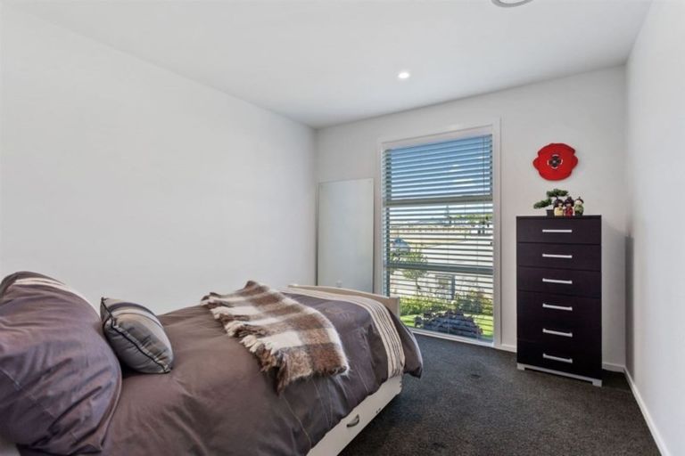 Photo of property in 8 O'rourke Place, Casebrook, Christchurch, 8051