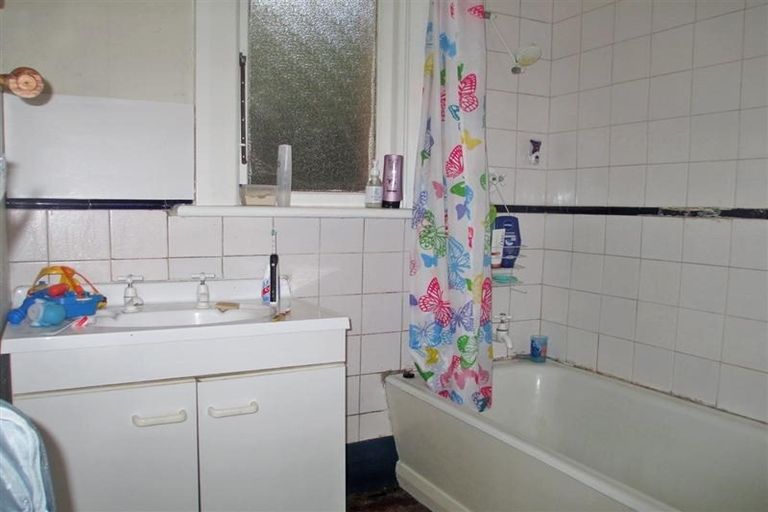 Photo of property in 27 Woodhaugh Street, Woodhaugh, Dunedin, 9010