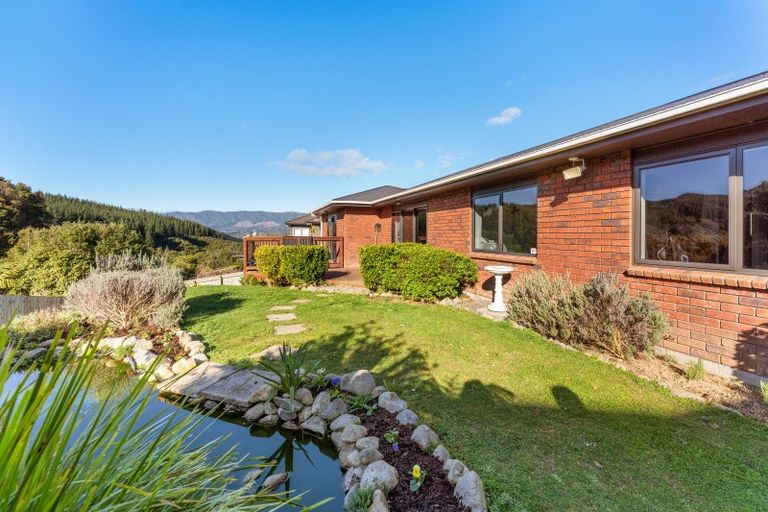 Photo of property in 13 Frankie Stevens Place, Riverstone Terraces, Upper Hutt, 5018