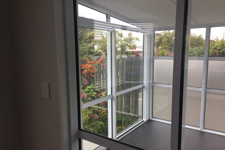 Photo of property in 1/96 Centaurus Road, Huntsbury, Christchurch, 8022