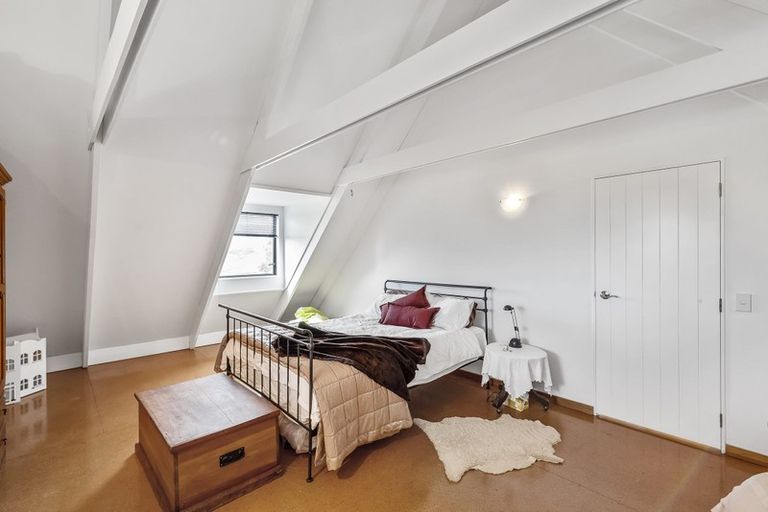 Photo of property in 42 Pukenamu Road, Te Horo, Otaki, 5581