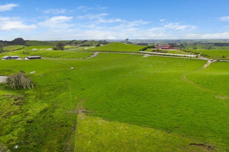 Photo of property in 137 Lincoln Road, Inglewood, 4389