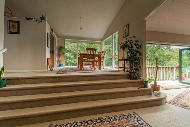 Photo of property in 25 Burns Road, Hospital Hill, Napier, 4110