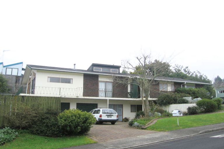 Photo of property in 2 Geoffrey Place, Riverlea, Hamilton, 3216