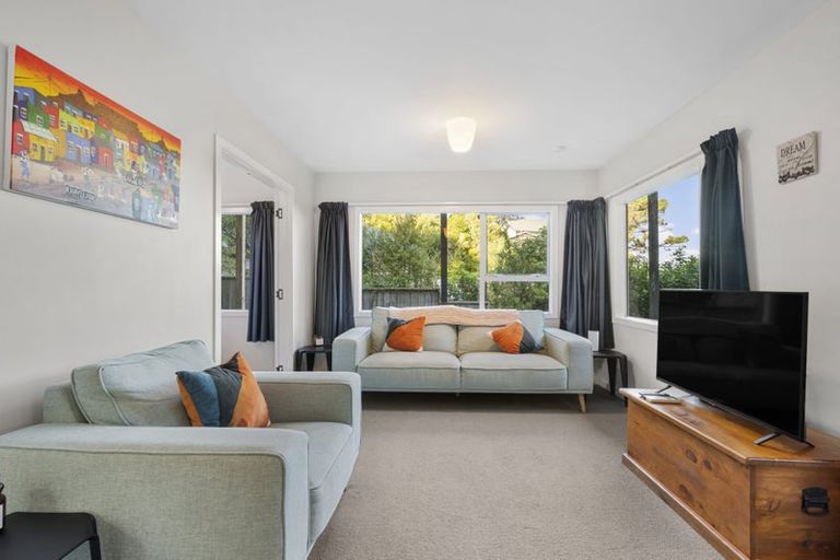 Photo of property in 30 Rangiora Avenue, Kaiwharawhara, Wellington, 6035