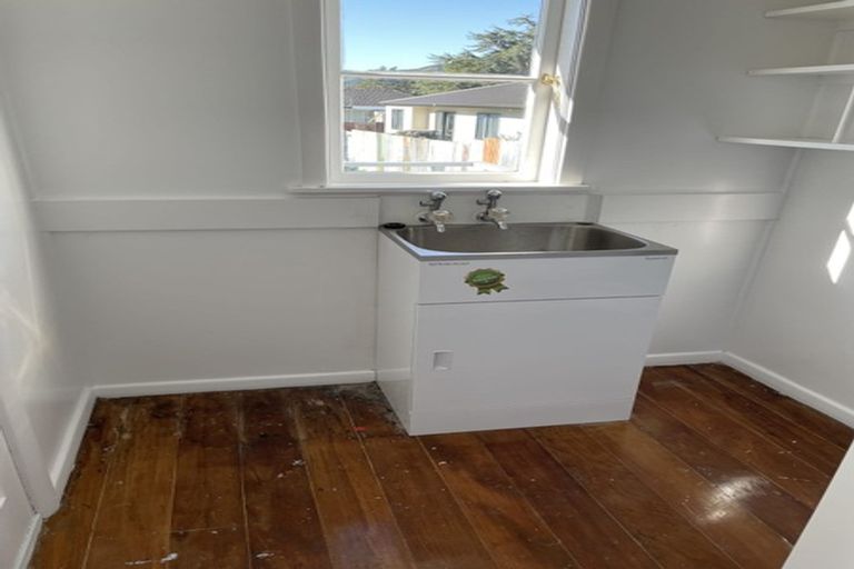 Photo of property in 60 Wainuiomata Road, Wainuiomata, Lower Hutt, 5014