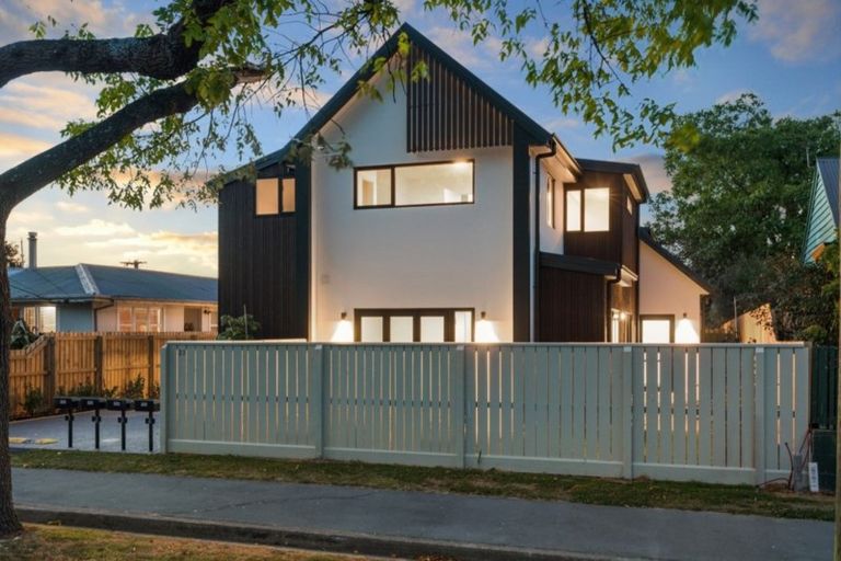 Photo of property in 3/23 Studholme Street, Somerfield, Christchurch, 8024