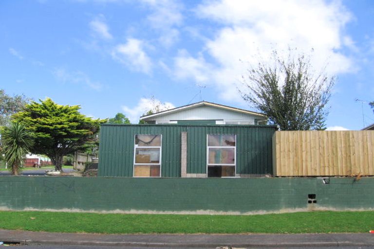 Photo of property in 9 Libra Street, Glen Eden, Auckland, 0602