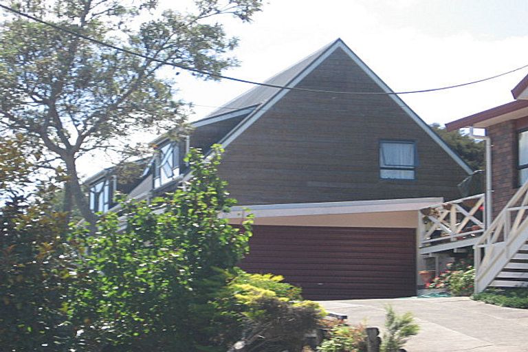 Photo of property in 1/207 Manuka Road, Bayview, Auckland, 0629