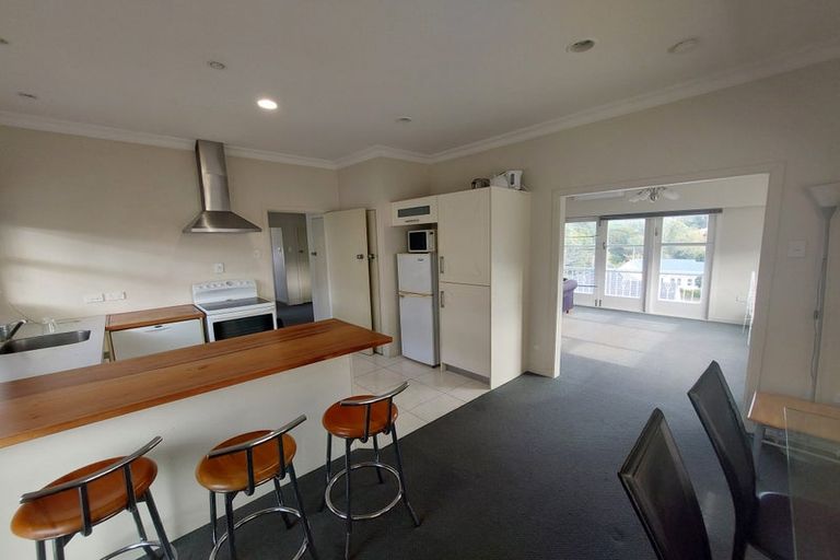 Photo of property in 5c Pendarves Street, New Plymouth, 4310