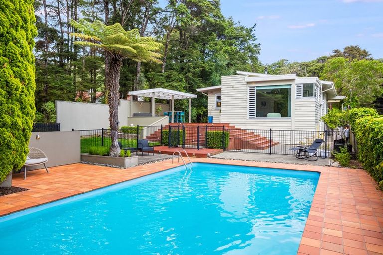 Photo of property in 41 Chatsworth Road, Silverstream, Upper Hutt, 5019