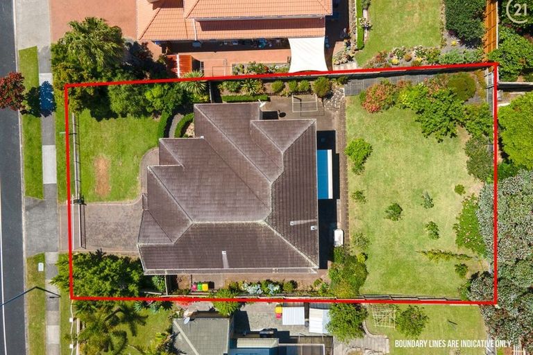 Photo of property in 28 Santa Ana Drive, Dannemora, Auckland, 2016