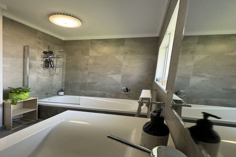 Photo of property in 1 Mclean Street, Kensington, Whangarei, 0112