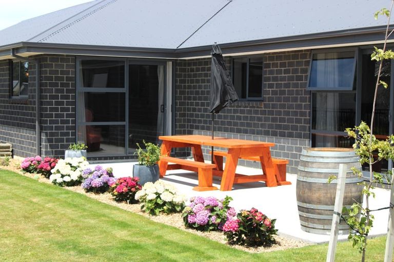 Photo of property in 9 Greenwood Place, Amberley, 7410