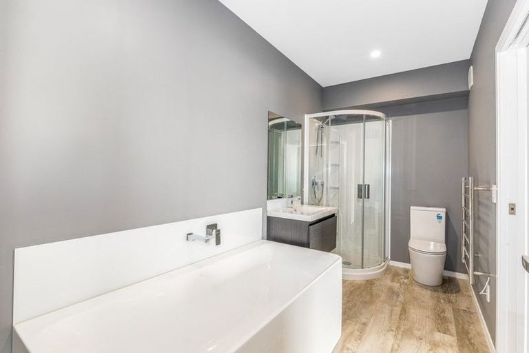 Photo of property in 18 Kopua Place, Whitby, Porirua, 5024