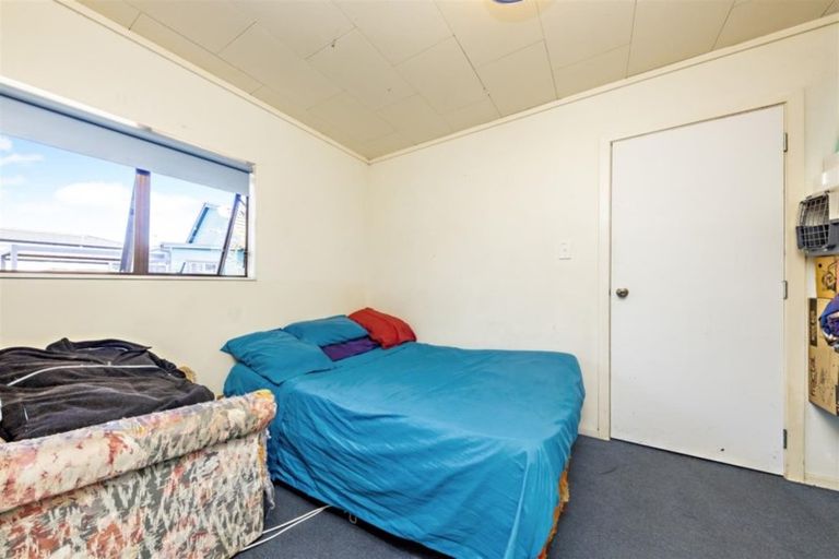 Photo of property in 6 Waterview Road, Favona, Auckland, 2024