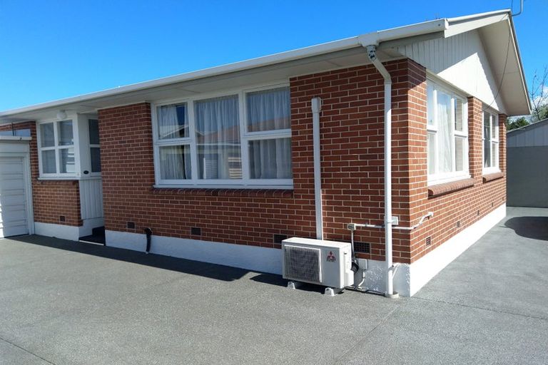 Photo of property in 2/91 Wainui Street, Riccarton, Christchurch, 8041