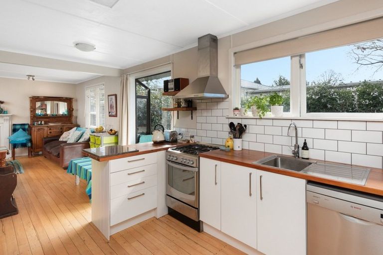 Photo of property in 43 Windsor Road, Bellevue, Tauranga, 3110