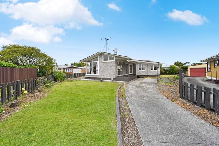 Photo of property in 10 Bremridge Place, Melville, Hamilton, 3206