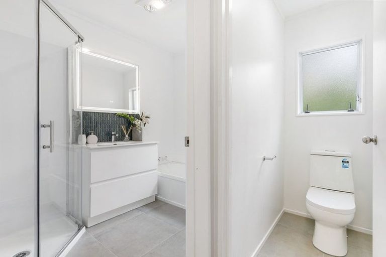 Photo of property in 1/69 Mountbatten Avenue, Hillcrest, Auckland, 0627