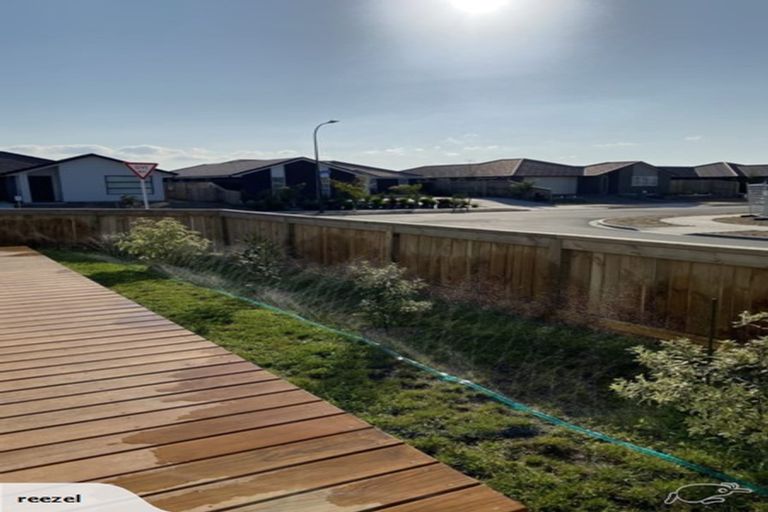 Photo of property in 2 Monaro Place, Papamoa, 3118