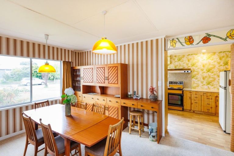 Photo of property in 5 Anaru Place, Awapuni, Palmerston North, 4412