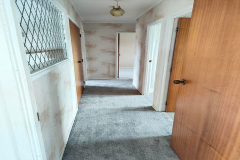 Photo of property in 1/40 Halberg Street, Glenfield, Auckland, 0629