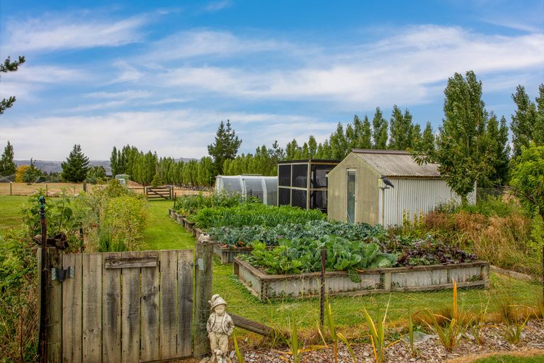 Photo of property in 249 Letts Gully Road, Letts Gully, Alexandra, 9393