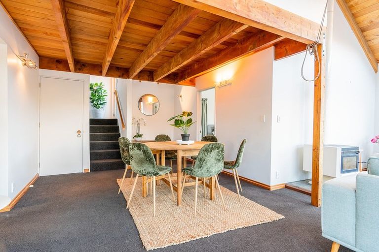 Photo of property in 9a Arawata Terrace, Fernhill, Queenstown, 9300