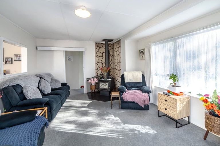 Photo of property in 28 Churchill Crescent, Featherston, 5710