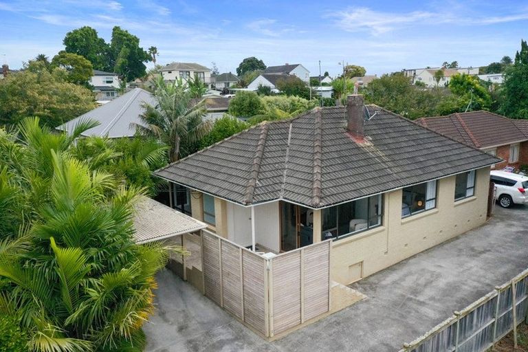 Photo of property in 23 Tripoli Road, Panmure, Auckland, 1072