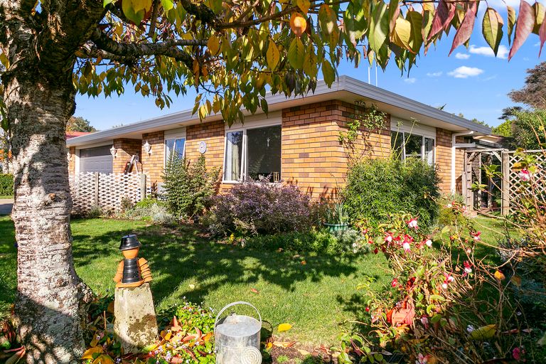 Photo of property in 2 Kingsley Street, Leamington, Cambridge, 3432