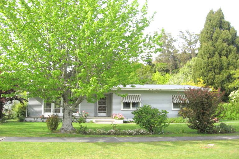 Photo of property in 13 Kingsley Street, Whataupoko, Gisborne, 4010