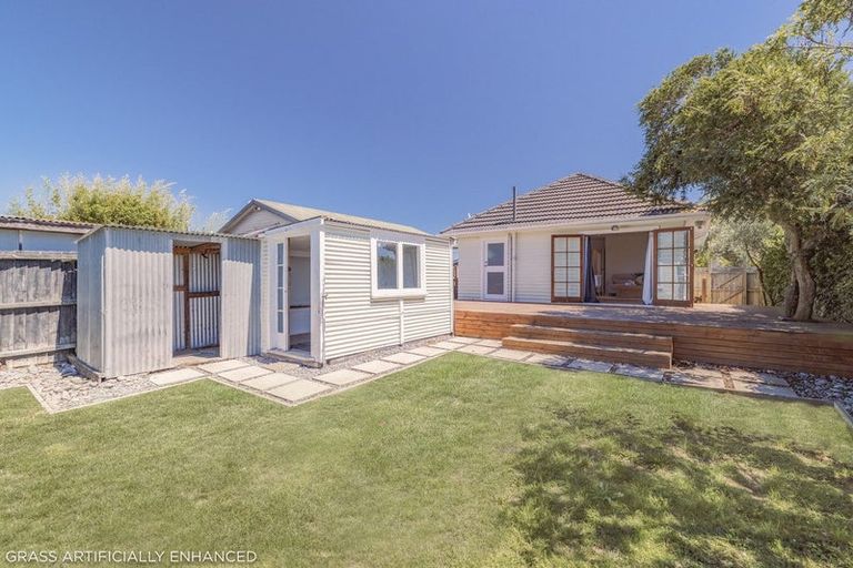 Photo of property in 116 Bower Avenue, New Brighton, Christchurch, 8083