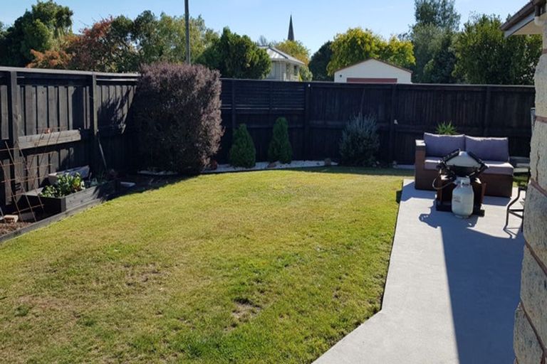 Photo of property in 1 Kowai Place, Amberley, 7410