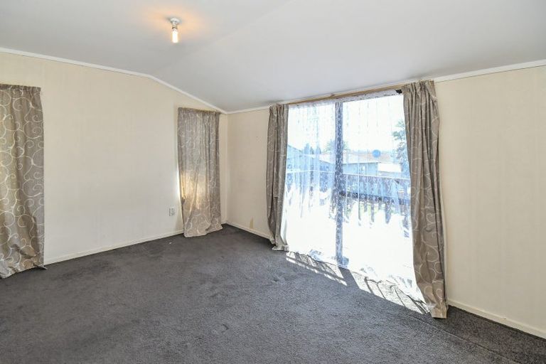 Photo of property in 16 Oreti Place, Clover Park, Auckland, 2019