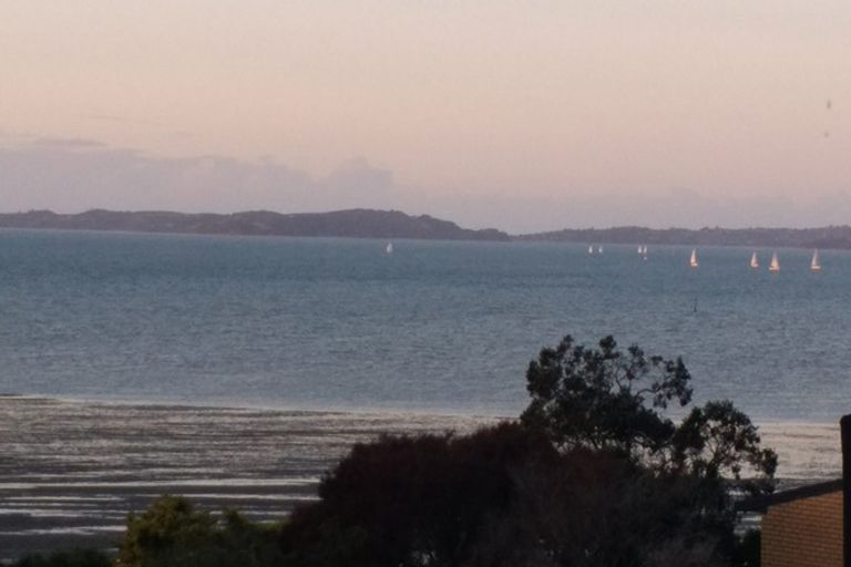 Photo of property in 122 Pah Road, Cockle Bay, Auckland, 2014