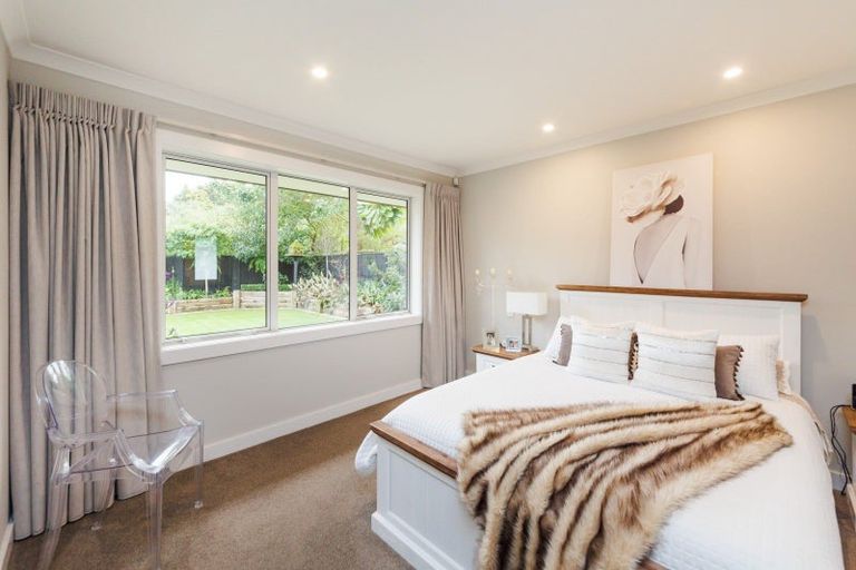 Photo of property in 9 Riverstone Grove, Hokowhitu, Palmerston North, 4410