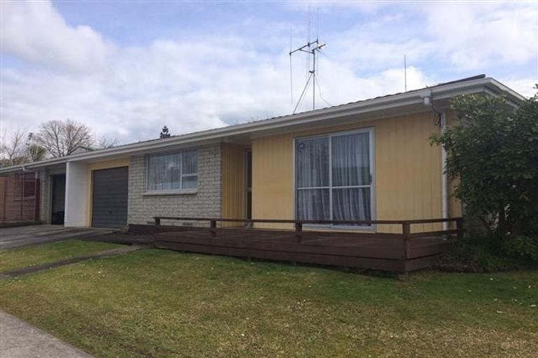 Photo of property in 5 Rothesay Place, Dinsdale, Hamilton, 3204