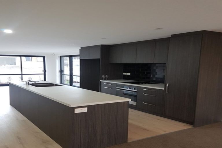 Photo of property in 9 Seafarer Crescent, Stanmore Bay, Whangaparaoa, 0932