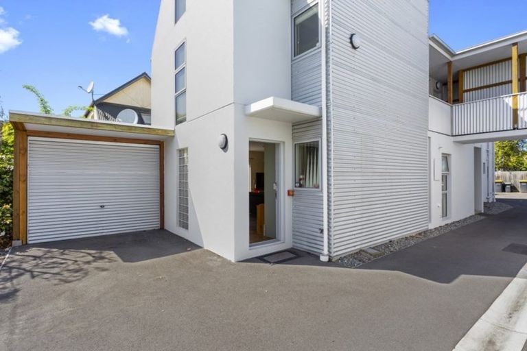 Photo of property in 3/35 Ely Street, Christchurch Central, Christchurch, 8013