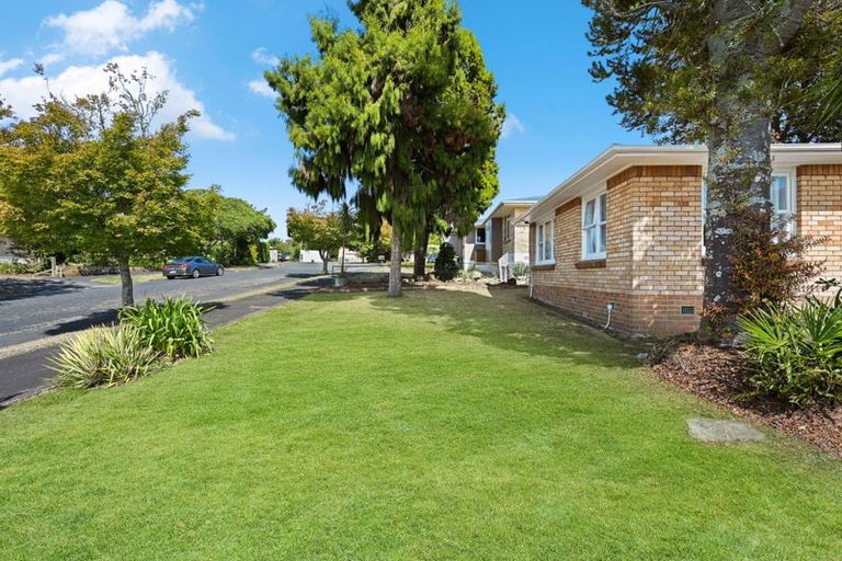 Photo of property in 8 Clark Place, Hillcrest, Hamilton, 3216