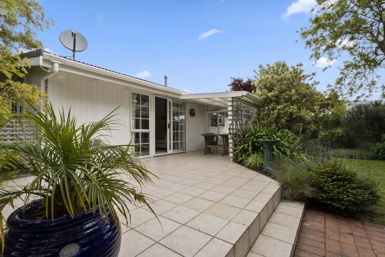 Photo of property in 5 Prudence Place, Oakura, 4314