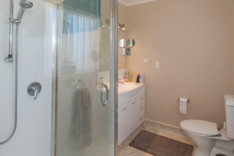 Photo of property in 49a Gordon Place, Levin, 5510