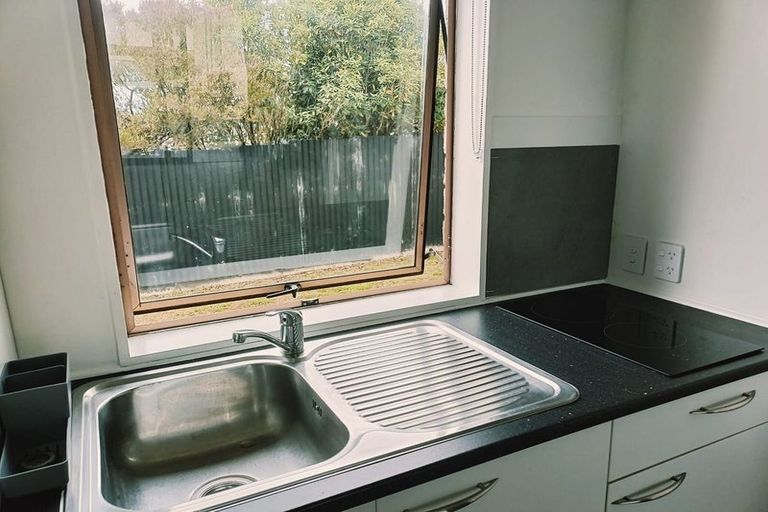 Photo of property in 1/382 Main Road North, Bay View, Napier, 4104