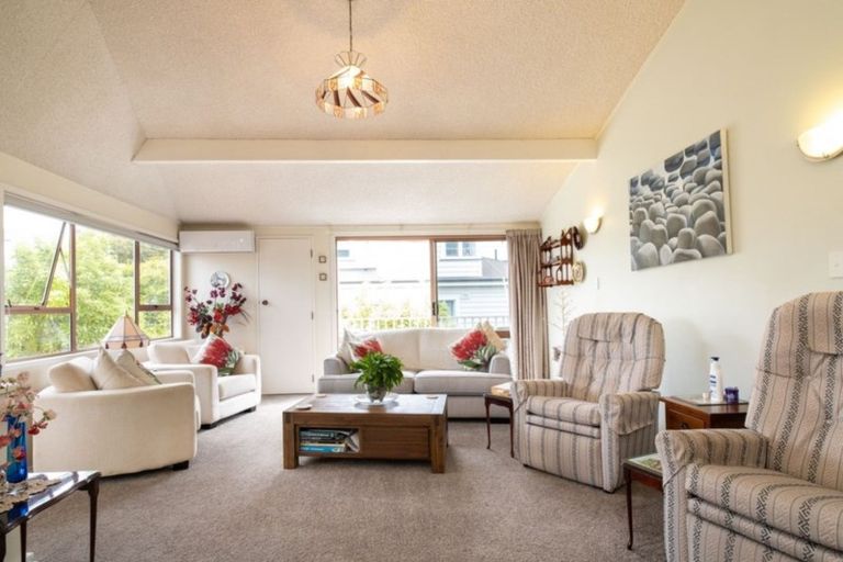 Photo of property in 1/9 Colenso Avenue, Hospital Hill, Napier, 4110