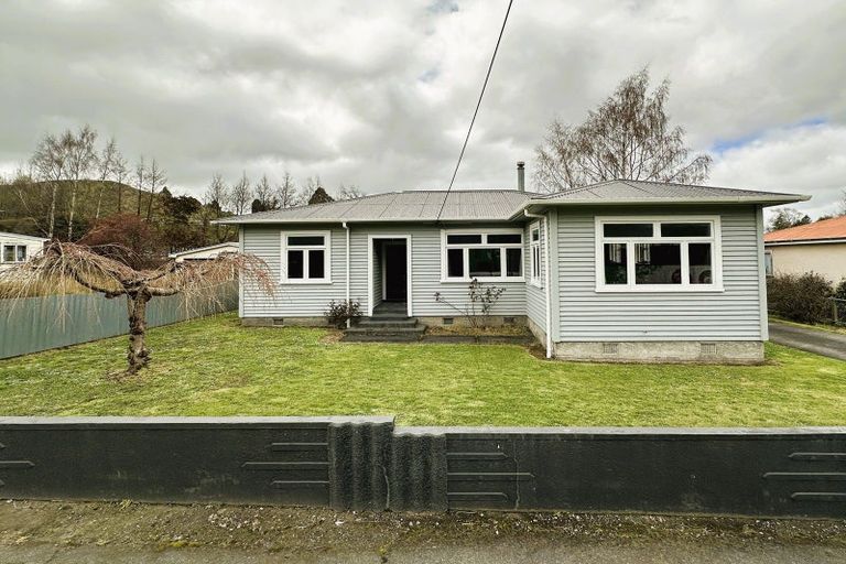 Photo of property in 46 Mataroa Road, Taihape, 4720