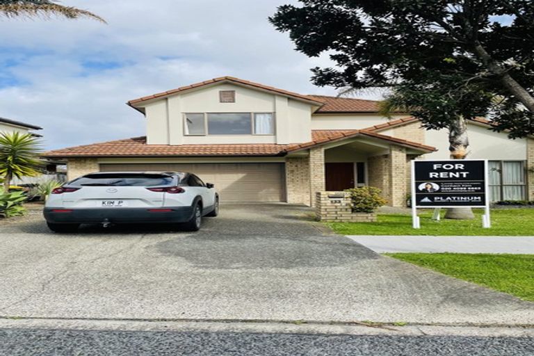 Photo of property in 133 Middlefield Drive, Flat Bush, Auckland, 2016